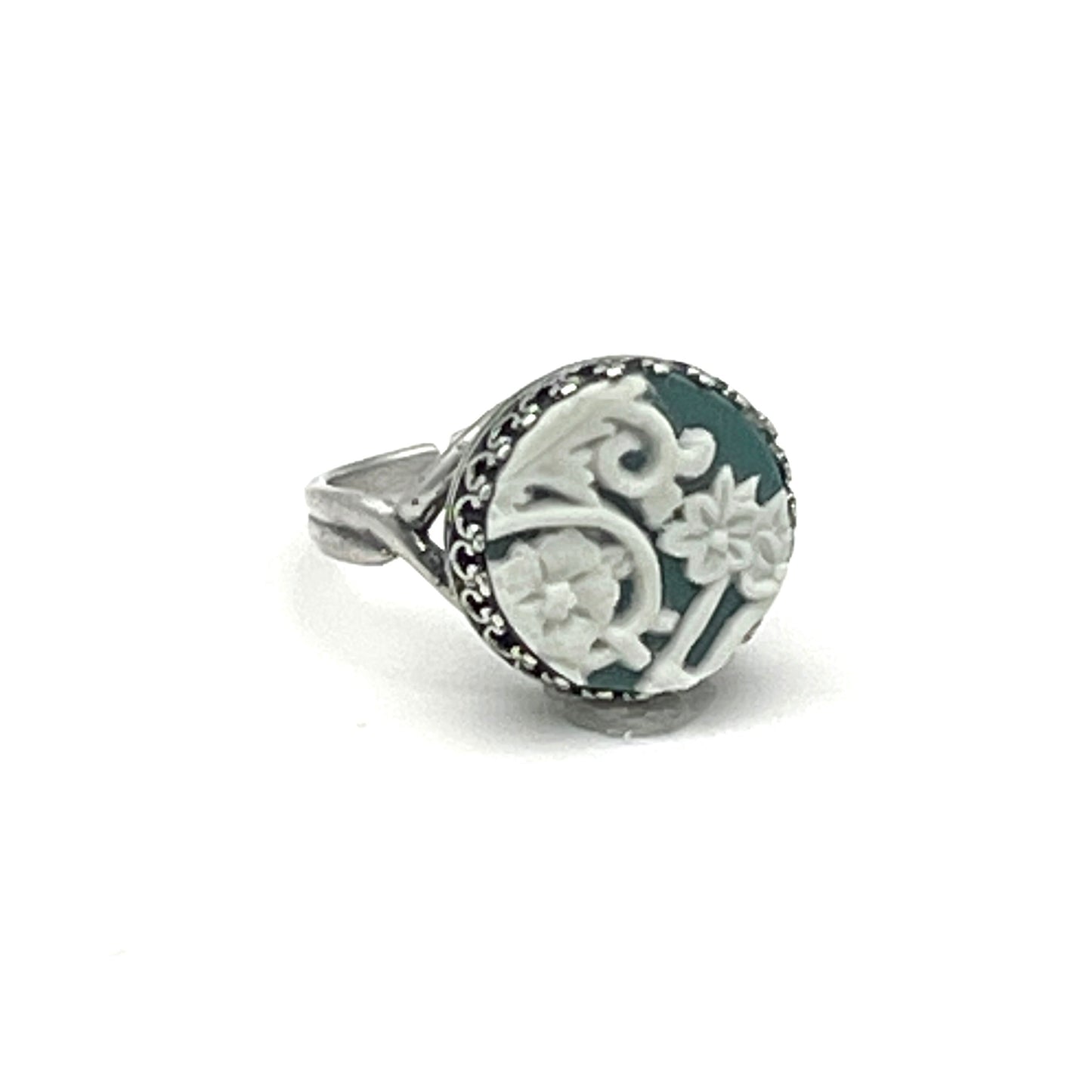 Vintage Wedgwood Ring