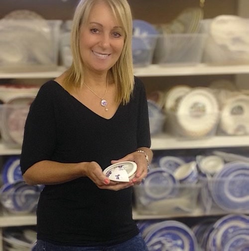 Vintage Blue Willow Crystal Necklace, Broken China Jewelry, Unique Anniversary Gifts for Wife, Willow Ware, Gifts for Women