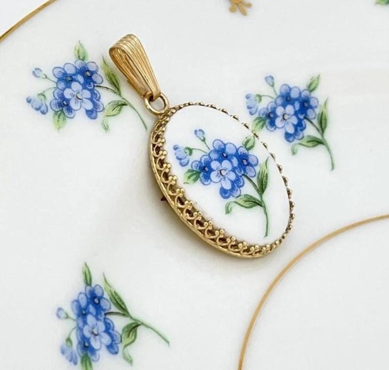 CUSTOM ORDER 14k Gold Medium Oval China Necklace, Family Broken China Jewelry, Made From Your China, Gifts for Women, Custom Jewelry