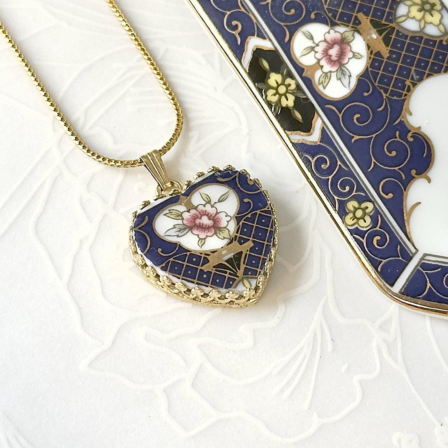 14k Dainty Japanese Porcelain Heart Necklace