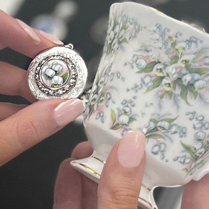 Lily of the Valley Photo Locket Necklace, Broken China Jewelry, Unique Romantic 20th Anniversary Gifts for Wife, Sentimental Gifts for Her