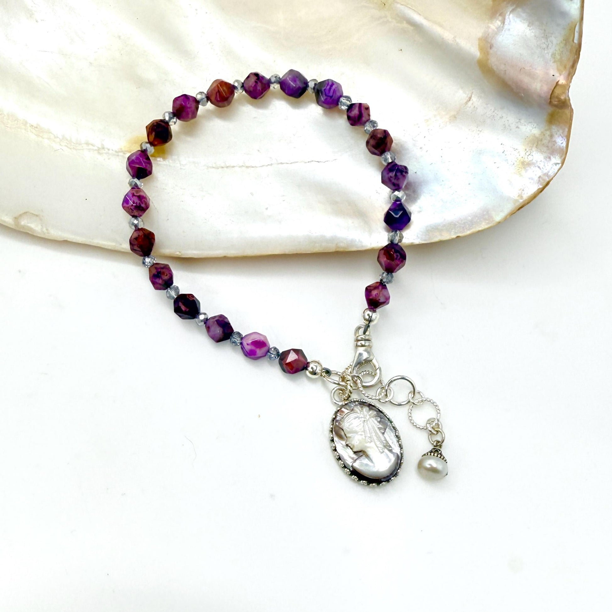 Mother of Pearl Shell Cameo Charm Bracelet, Gemstone Jewelry, Victorian Vintage Cameo, Unique Graduation Gift for Daughter, Girls, Women