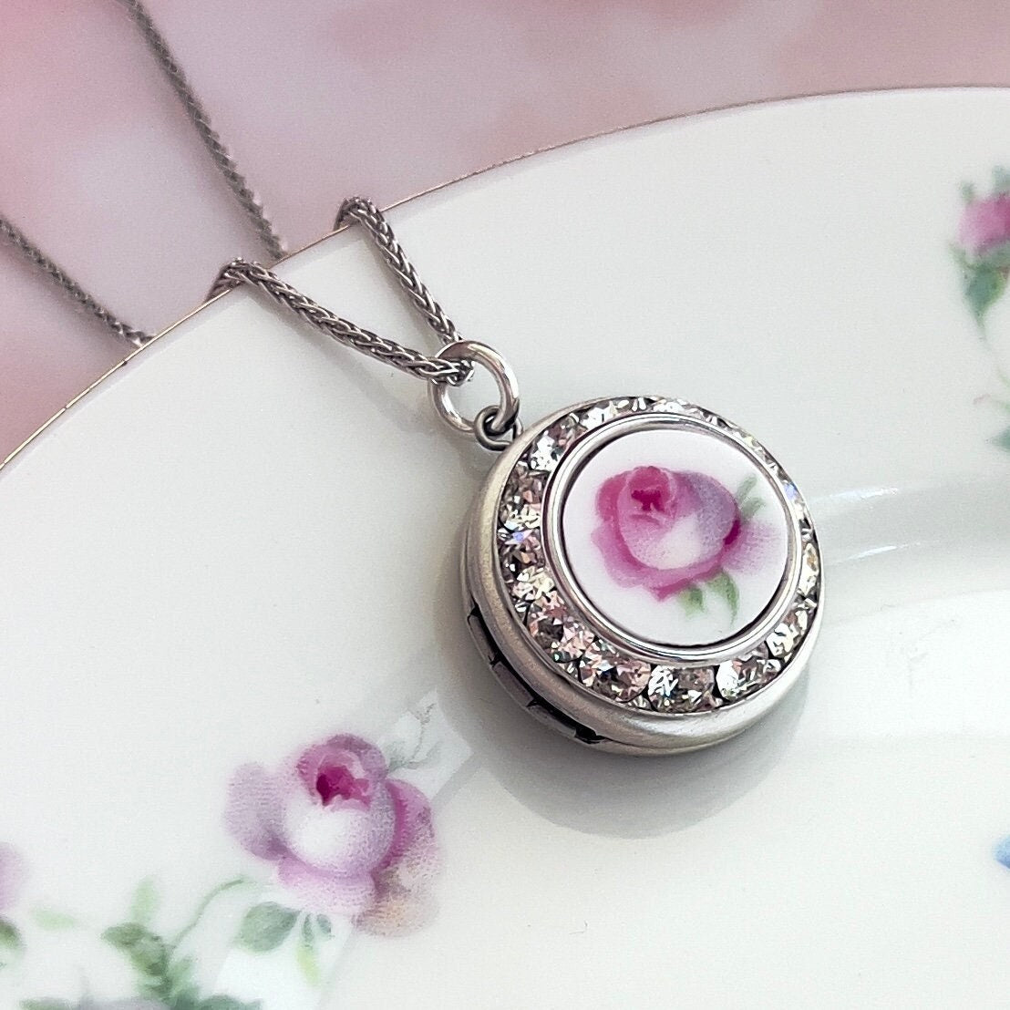 Adjustable Photo Locket Necklace, 18th Wedding Anniversary Gift for Wife, Vintage Porcelain Rose, Unique Sentimental Romantic Gifts for Her