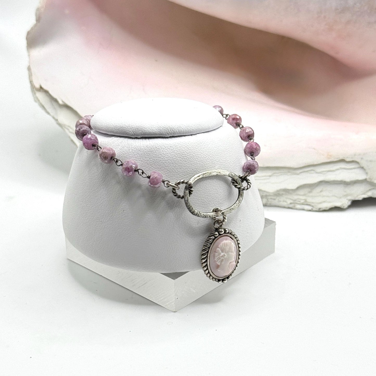 Sapphire and Vintage Pink Cameo Pink Bracelet, Unique Vintage Gifts for Women, Gemstone Bracelet, Authentic Cameo Jewelry, Italian Jewelry