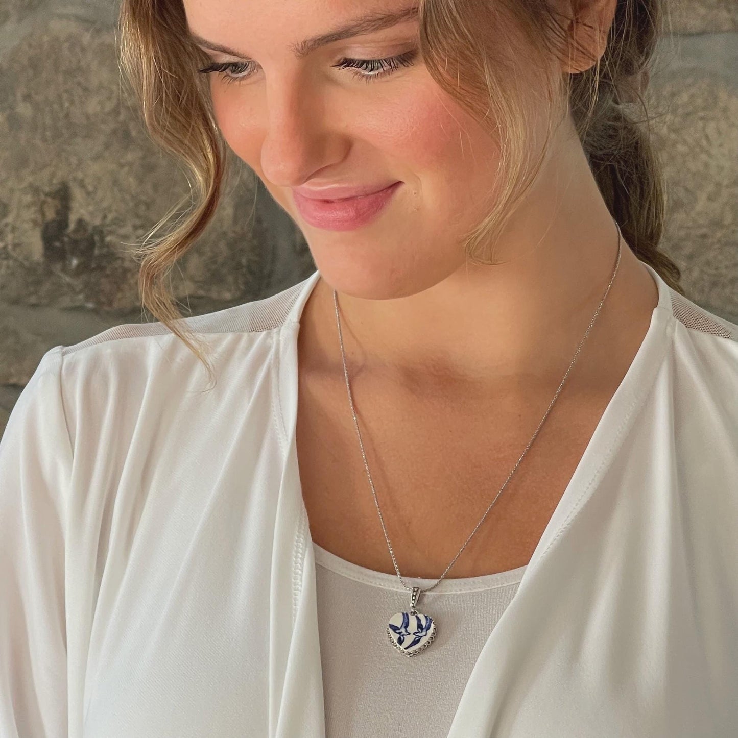 Keepsake 20th Anniversary Gifts for Wife Gold Love Birds Heart Necklace, Romantic Broken China Jewelry, Blue Willow Vintage China
