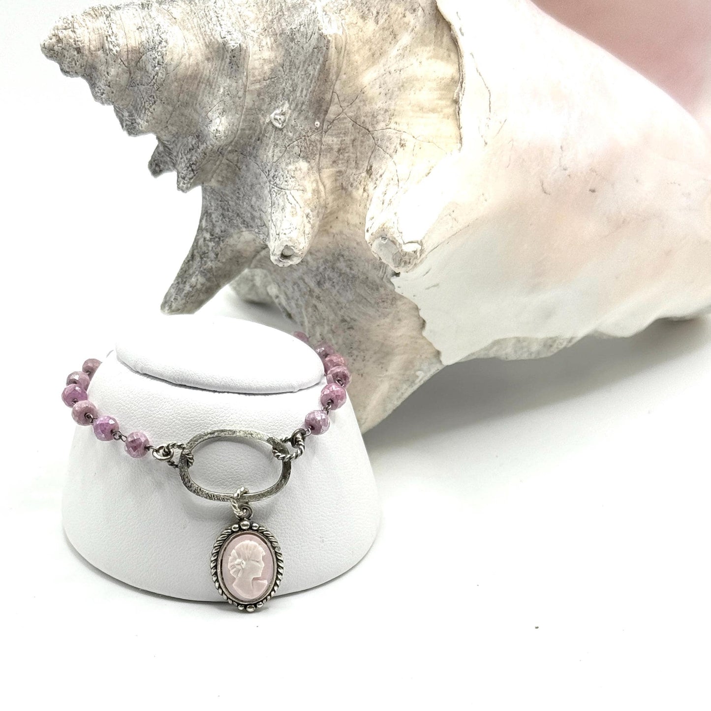 Sapphire and Vintage Pink Cameo Pink Bracelet, Unique Vintage Gifts for Women, Gemstone Bracelet, Authentic Cameo Jewelry, Italian Jewelry