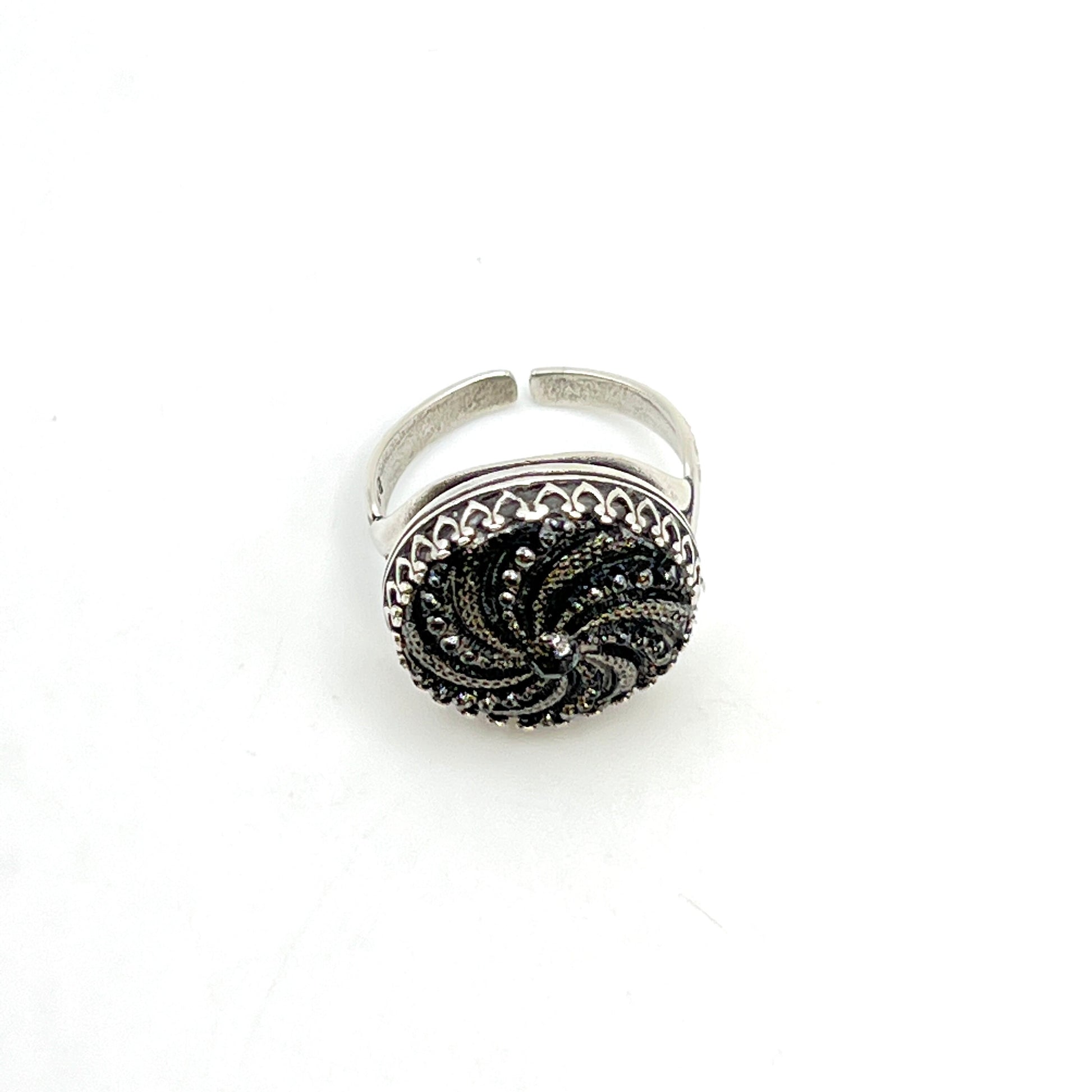 Vintage Black Glass Button Ring