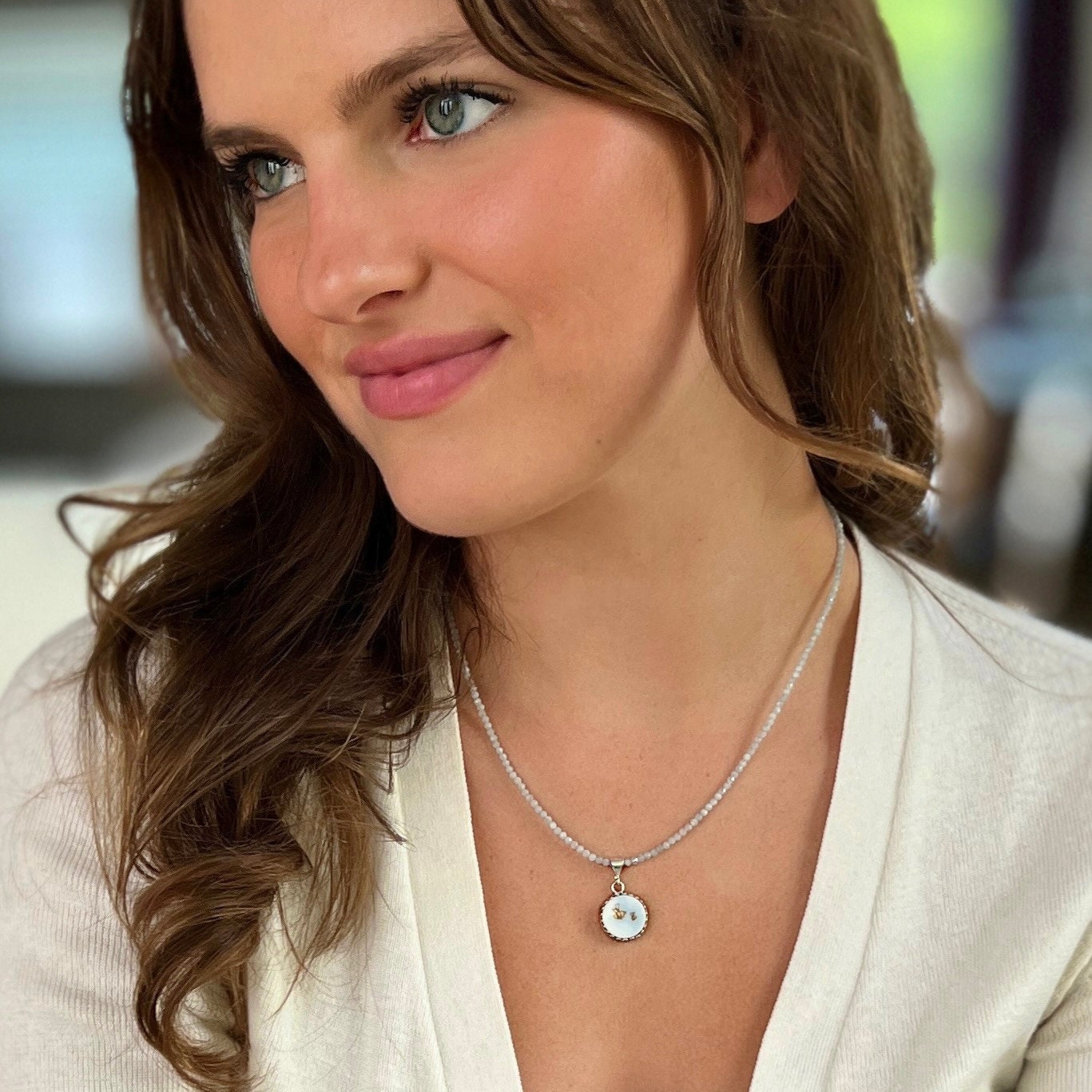 Dainty Aquamarine Bee Necklace, Unique Birthday Gifts for Women, Vintage Broken China Jewelry