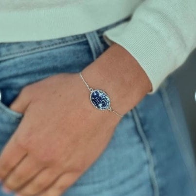 Blue Willow Ware Bolo Bracelet, Broken China Jewelry, Unique Anniversary Gift for Wife, Jewelry Gifts for Women, Sterling Silver Jewelry