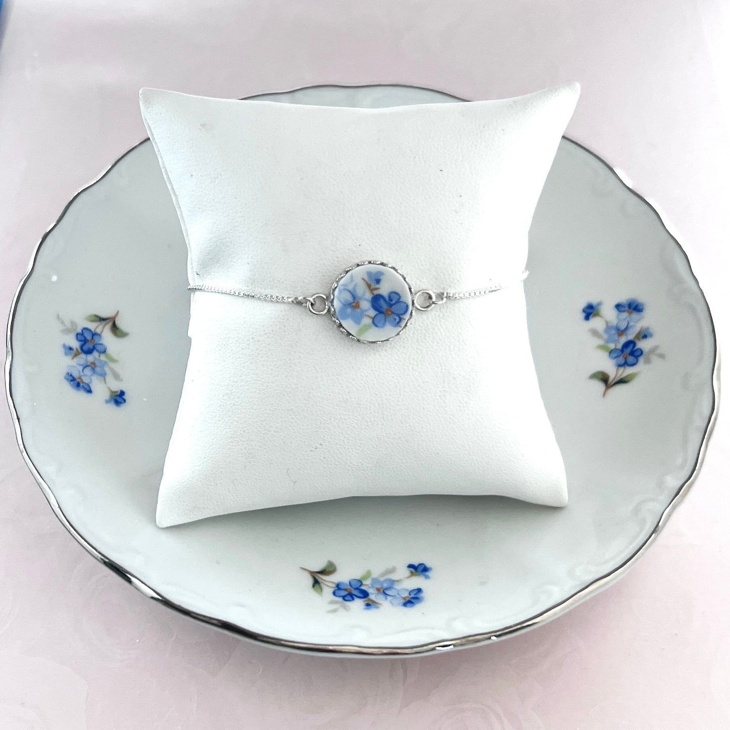 Silver Forget Me Not Bolo Bracelet, Minimalist Dainty Jewelry, Broken China Flower Jewelry, Friendship Birthday Gifts for Women
