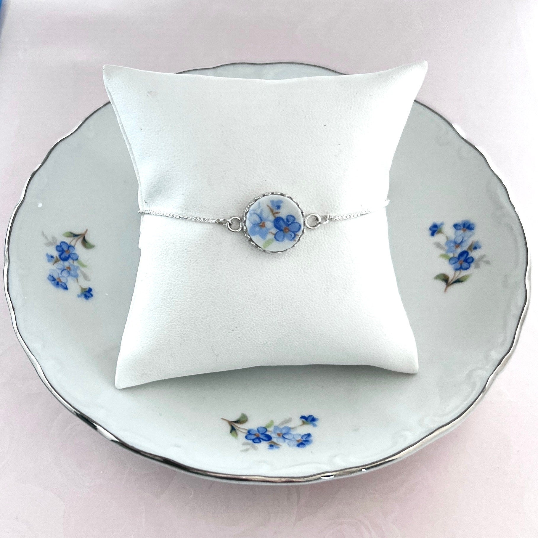 Silver Forget Me Not Bolo Bracelet, Minimalist Dainty Jewelry, Broken China Flower Jewelry, Friendship Birthday Gifts for Women