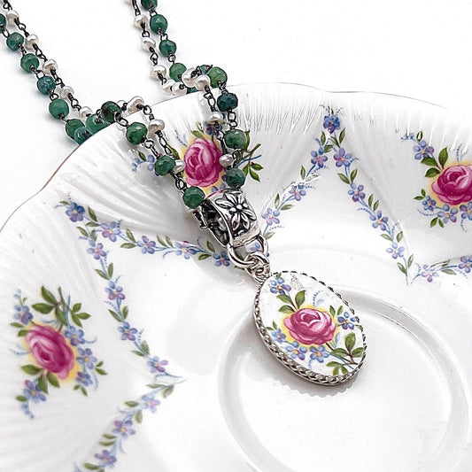 Emerald Forget Me Not China Necklace