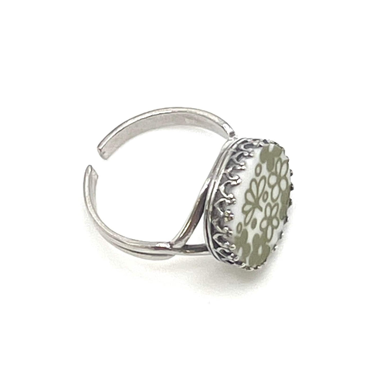 Crazy Daisy Spring Blossom Corelle Ring, Retro Vintage Glass Jewelry, Sterling Silver Adjustable Round Ring