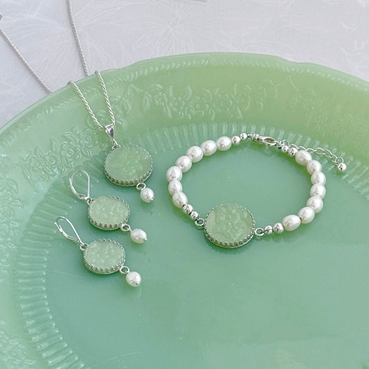 Fire King Alice Jadeite & Pearl Jewelry Set, Depression Glass, Broken China Jewelry, Vintage Gifts for Women, 3rd Anniversary Gift for Wife