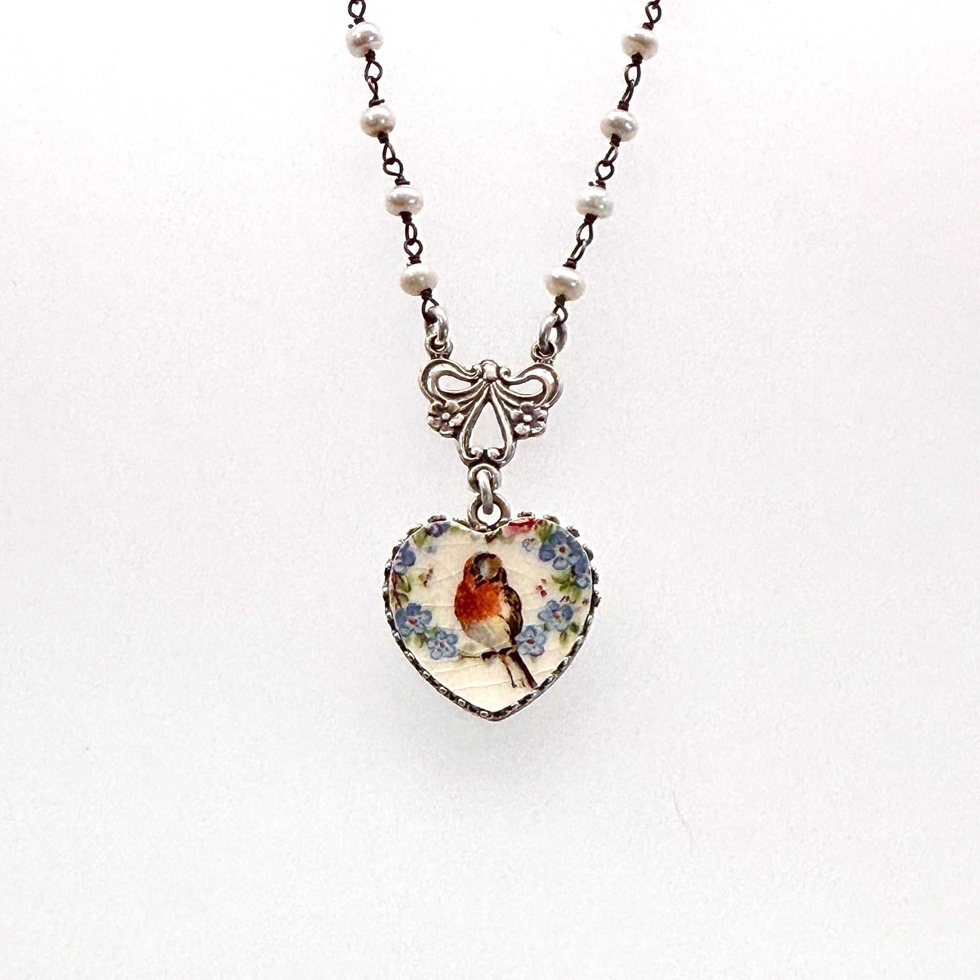 Robin and Forget Me Not Flower Heart Pendant, Adjustable Victorian Pearl Necklace, Vintage Bird Broken China Jewelry, Unique Gifts for Women