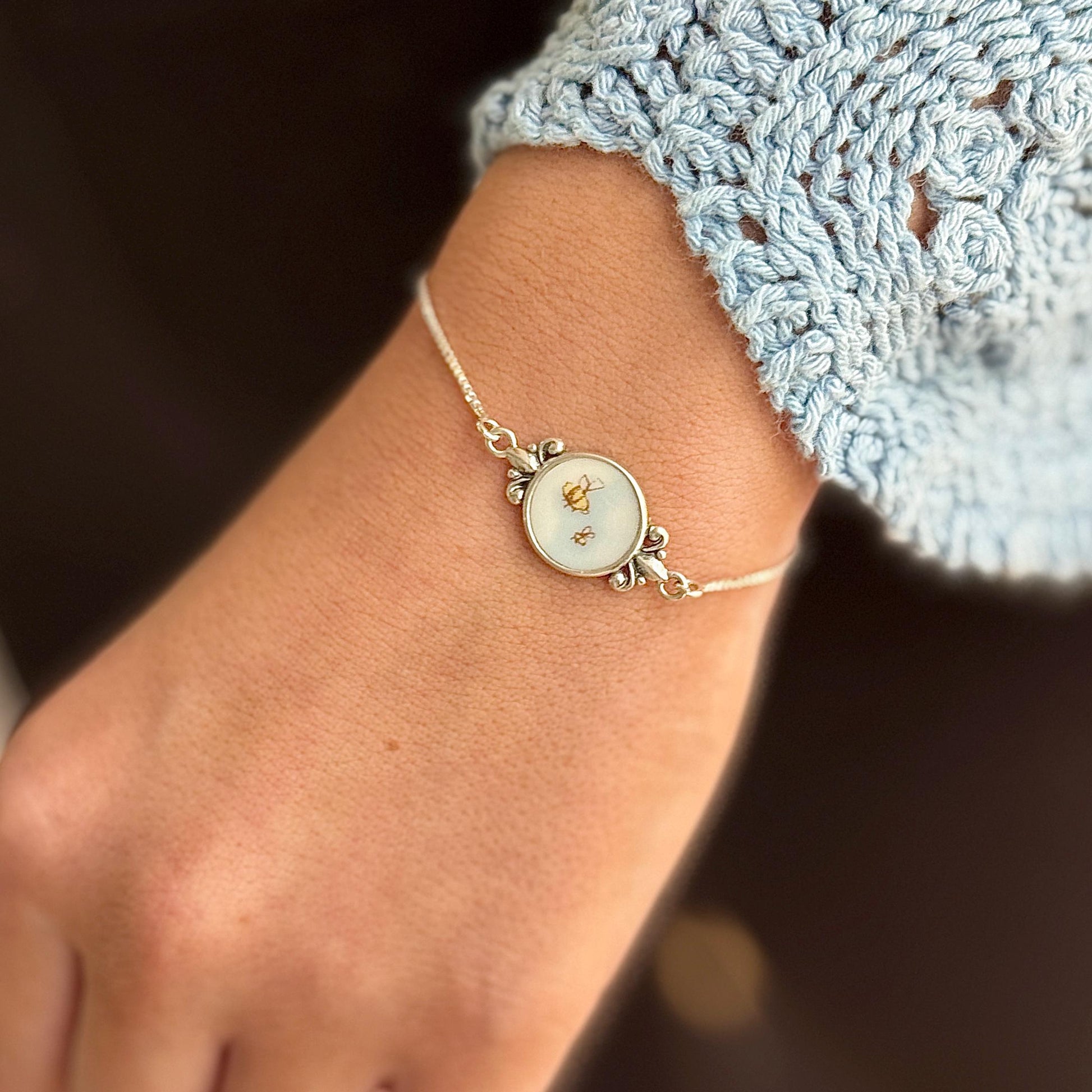 Dainty Sterling Silver Bee Bracelet, Unique 18th Anniversary Gifts for Wife, Bee Broken China Jewelry, Adjustable Bolo Bracelet, Victorian