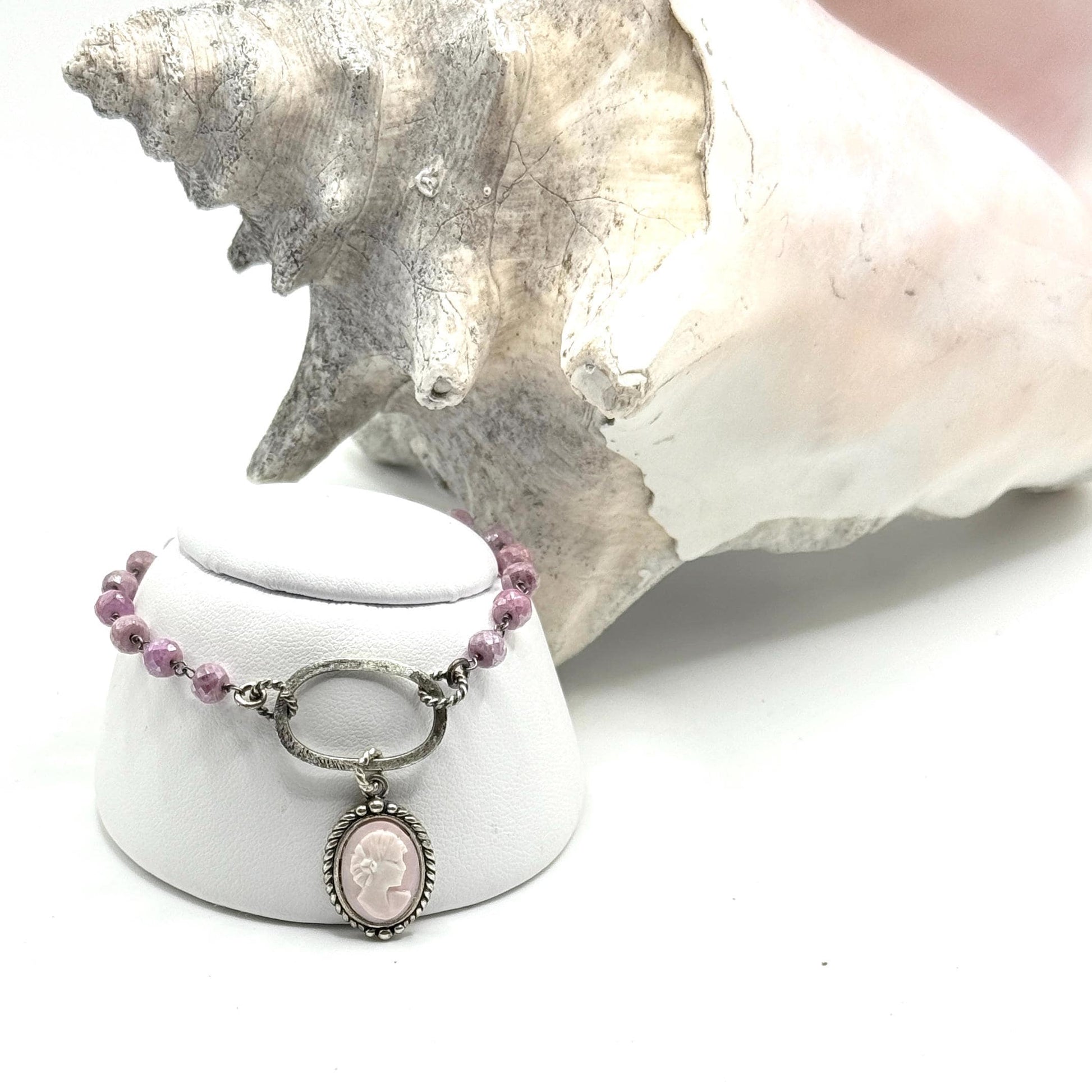 Sapphire and Vintage Pink Cameo Pink Bracelet, Unique Vintage Gifts for Women, Gemstone Bracelet, Authentic Cameo Jewelry, Italian Jewelry