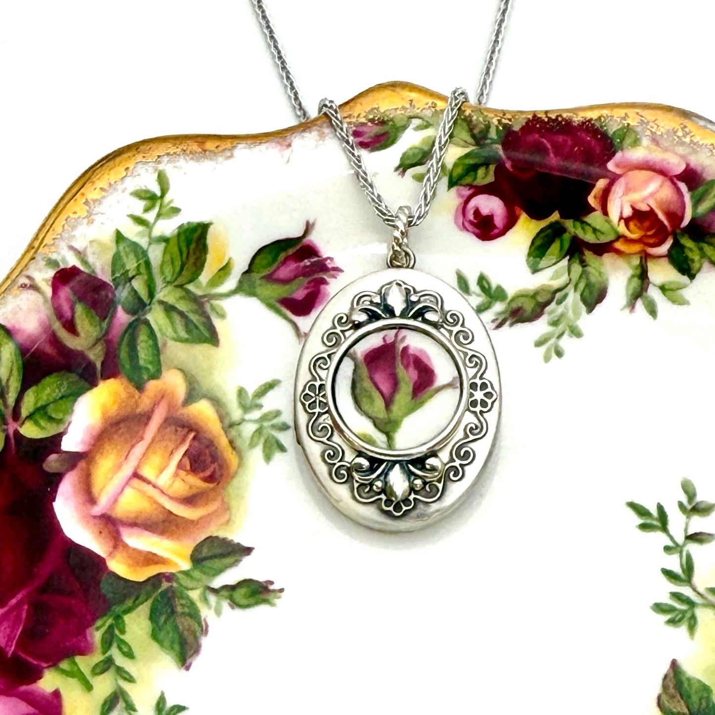 Old Country Roses Photo Locket Necklace, 20th Anniversary Keepsake Gifts for Wife, Sterling Silver Broken China Jewelry