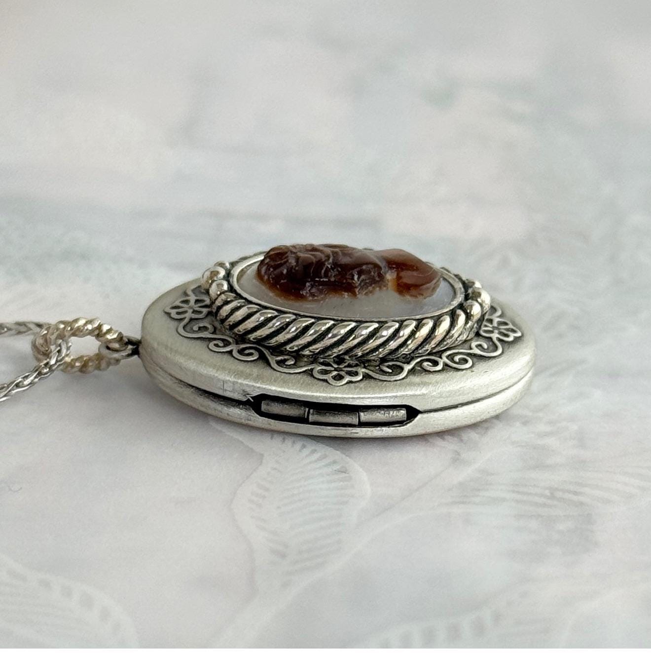 Vintage Italian Cameo Locket Necklace, Photo Locket, Sterling Silver Jewelry, Real Mother of Pearl Shell Cameo from Italy