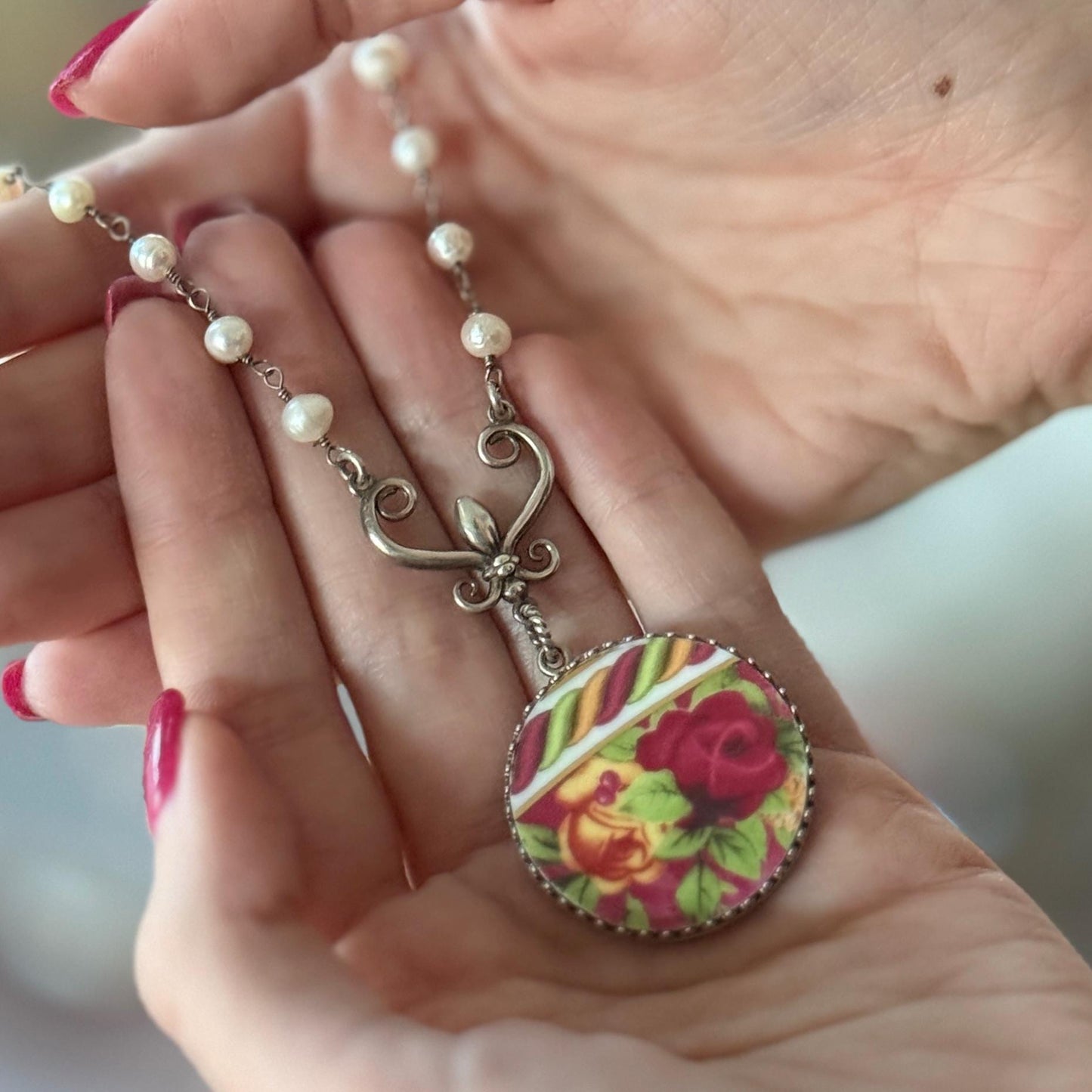 Old Country Roses Victorian Christmas Necklace, Royal Albert Broken China Jewelry