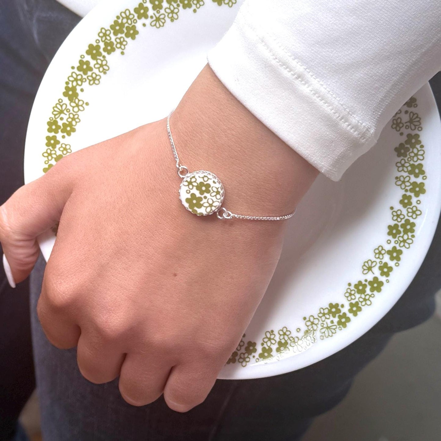 Crazy Daisy Bolo Bracelet, Dainty Adjustable Sterling Silver Bracelet, Vintage Pyrex Sentimental Keepsake Gift