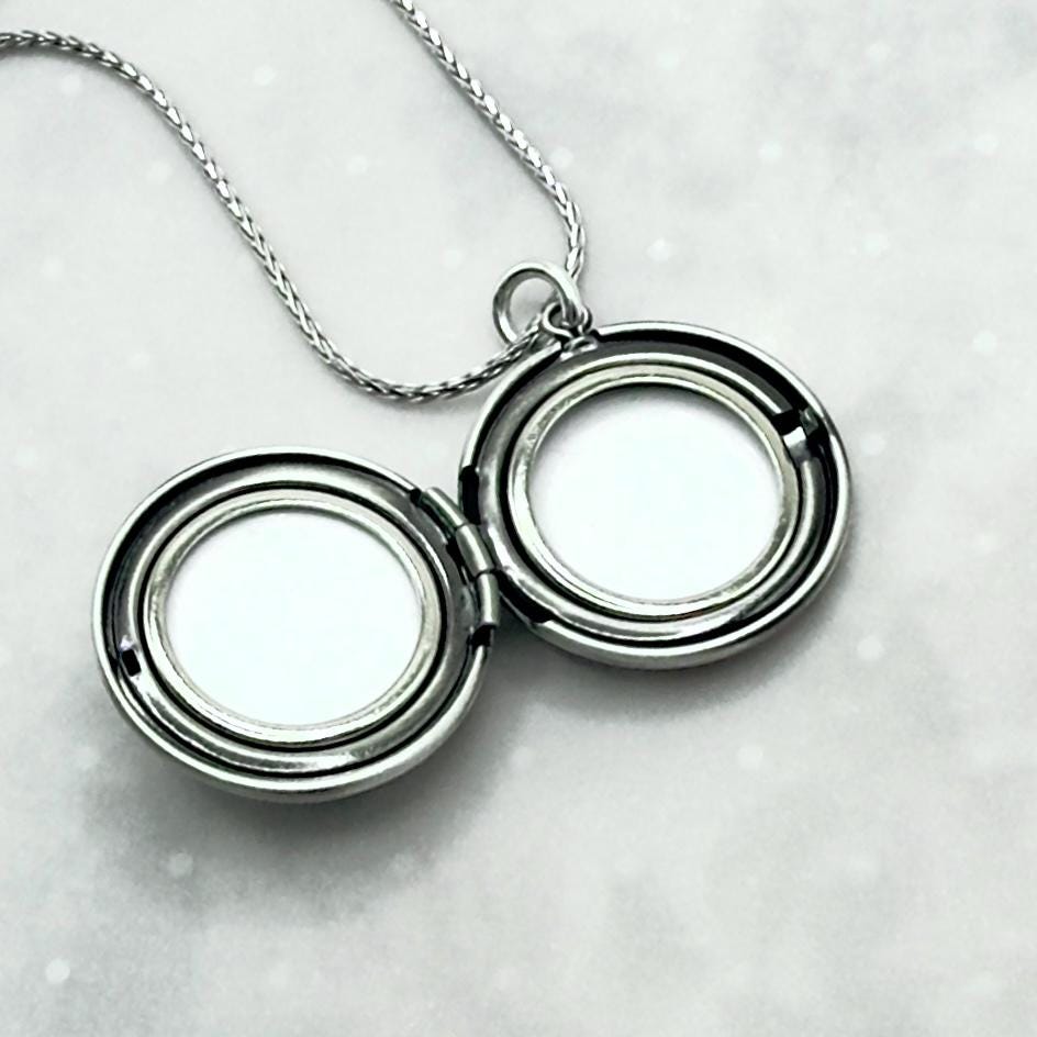 Dainty Forget Me Not Locket Necklace, 20th Wedding Anniversary China Gifts for Wife, Valentines Day Jewelry Gift for Her