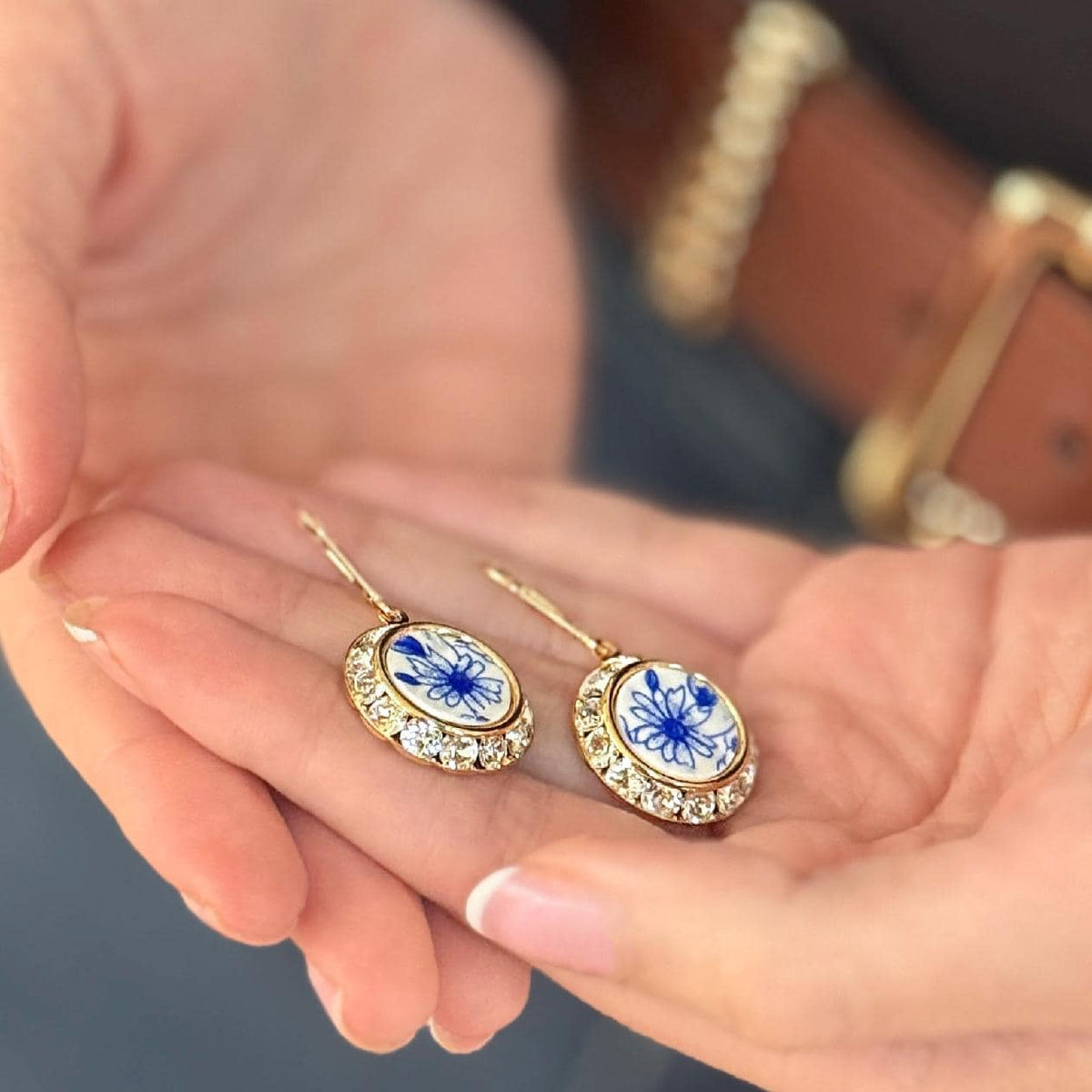 20th Anniversary Gift for Wife, Shelley Dainty Blue China Pattern, Gold Daisy Broken China Jewelry Earrings, Blue and White