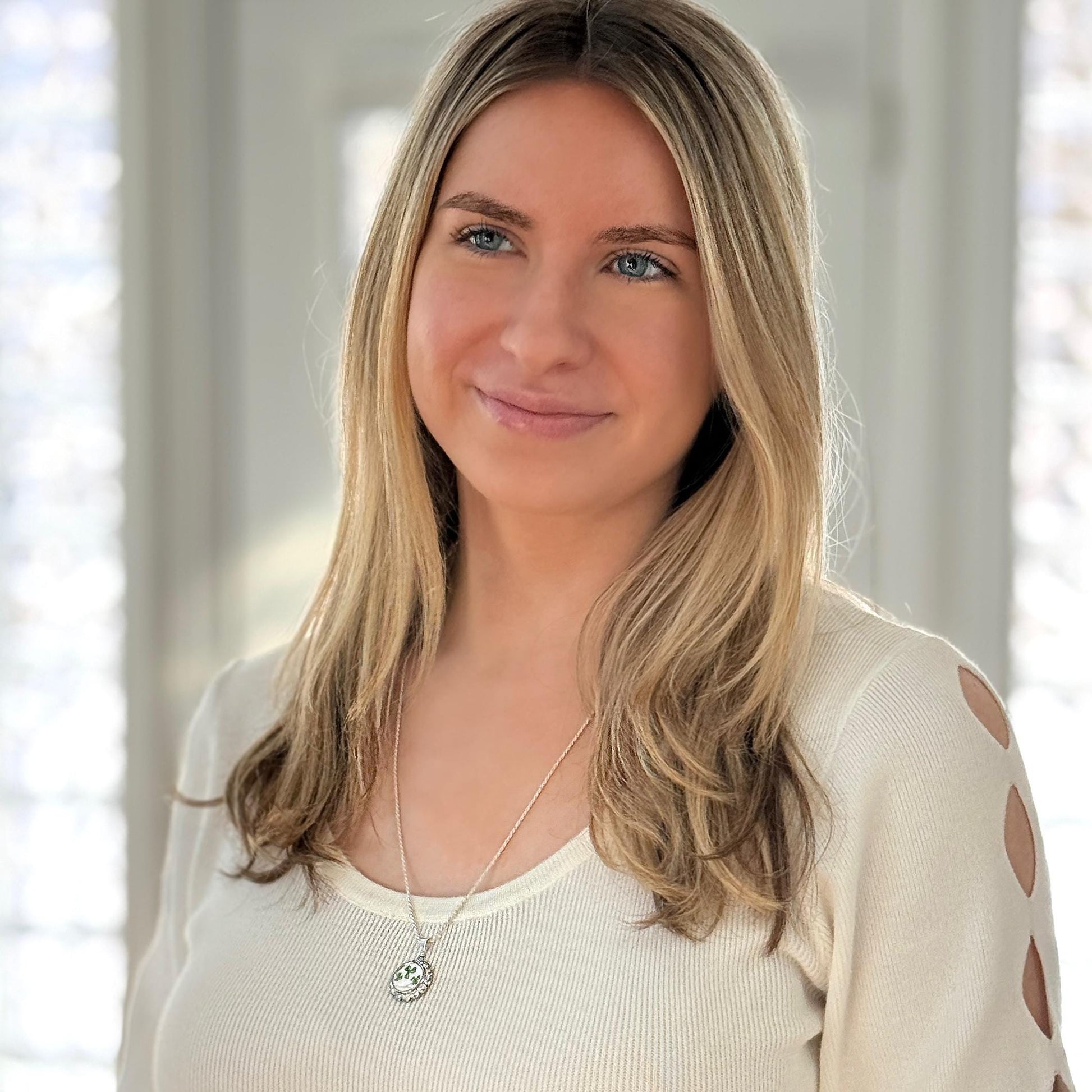 Crystal Shamrock Necklace, Celtic Broken China Jewelry Necklace, Unique St Patricks Day Jewelry for Women, Irish Gifts for Her