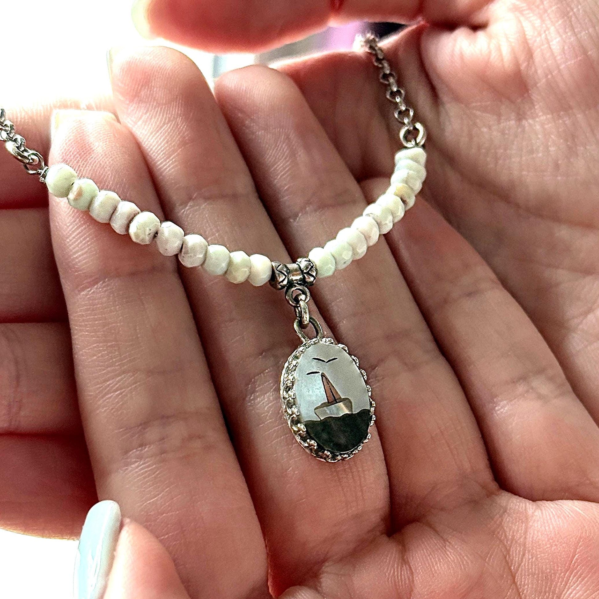Dainty Mother of Pearl Sailboat Necklace, Beach Wedding Jewelry, Nautical Gifts for Her, Natural Jewelry