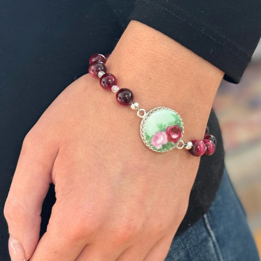 Hand Painted Roses Antique Button Bracelet, Porcelain Jewelry, 18th Anniversary Gift for Wife, Cats Eye