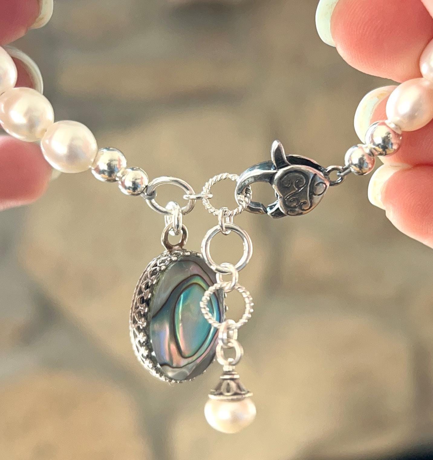 Pearl and Abalone Shell Bracelet, White Summer Jewelry, Tropical Beach Wedding
