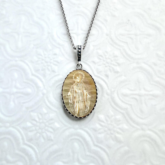 Adjustable Blessed Mother Mary Cameo Necklace, Religious Jewelry for Women, Mother of Pearl, Sacred Faith Gifts