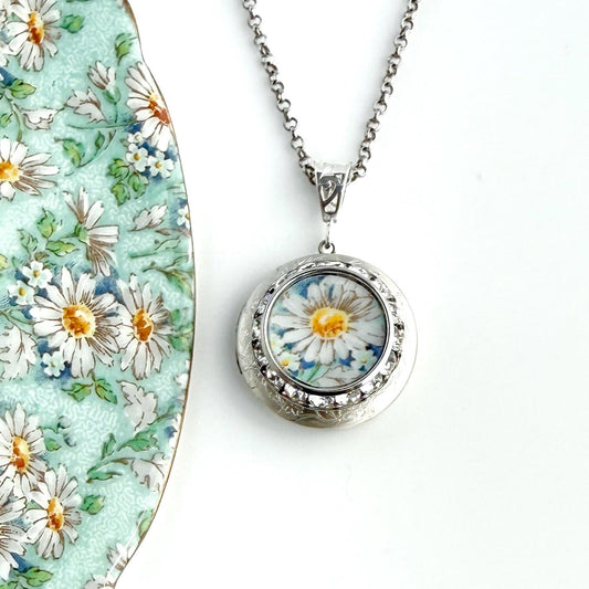 20th Wedding Anniversary China Locket Necklace, Keepsake Jewelry Gift for Wife, Romantic Gift Ideas, Vintage Daisy China