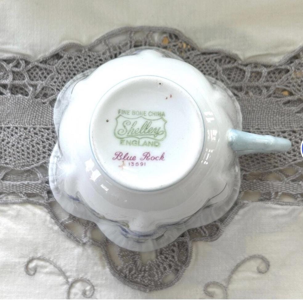 Shelley Marguerite China Tea Cup and Saucer, Vintage Daisy Chintz China, 20th Anniversary Gift