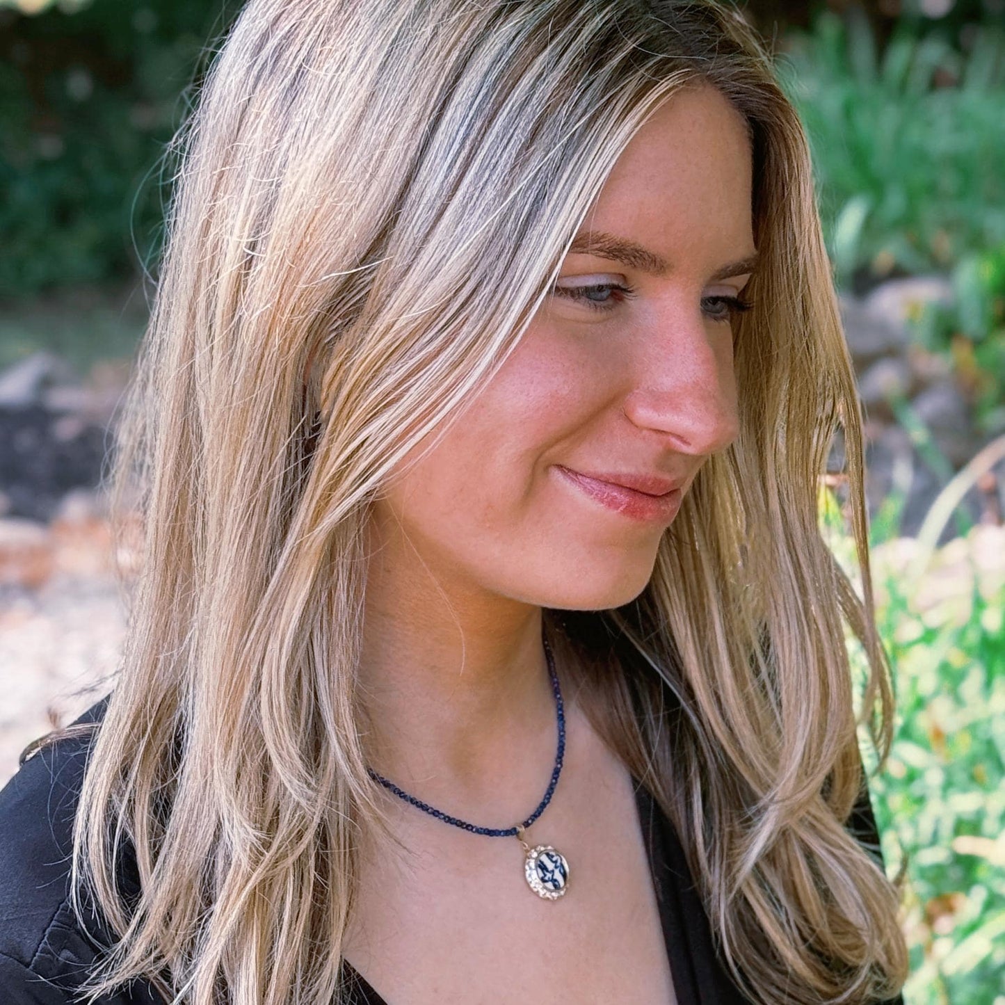 Gold Love Birds Necklace, 18th Anniversary Gifts for Wife, Dainty Lapis Lazuli Jewelry