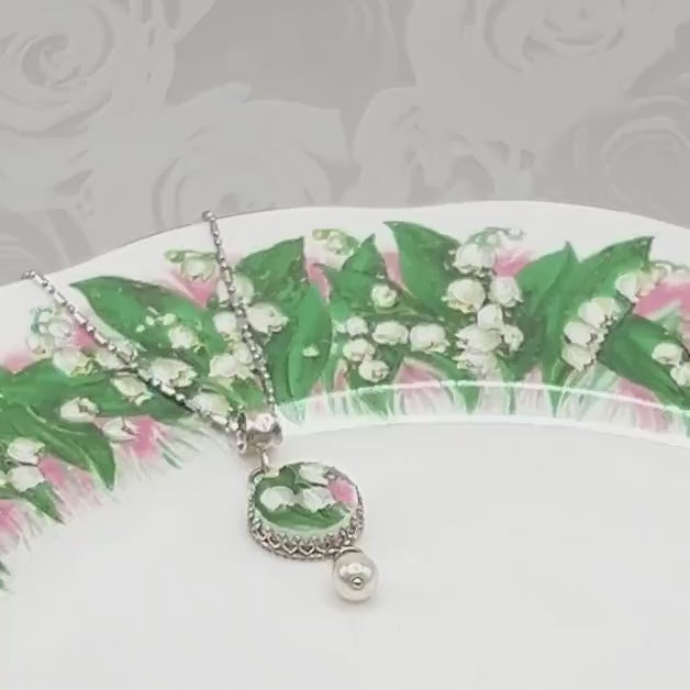 Vintage China Lily of the Valley Pendant Necklace, Unique Broken China Jewelry Gifts for Women, 20th Anniversary Gift for Wife