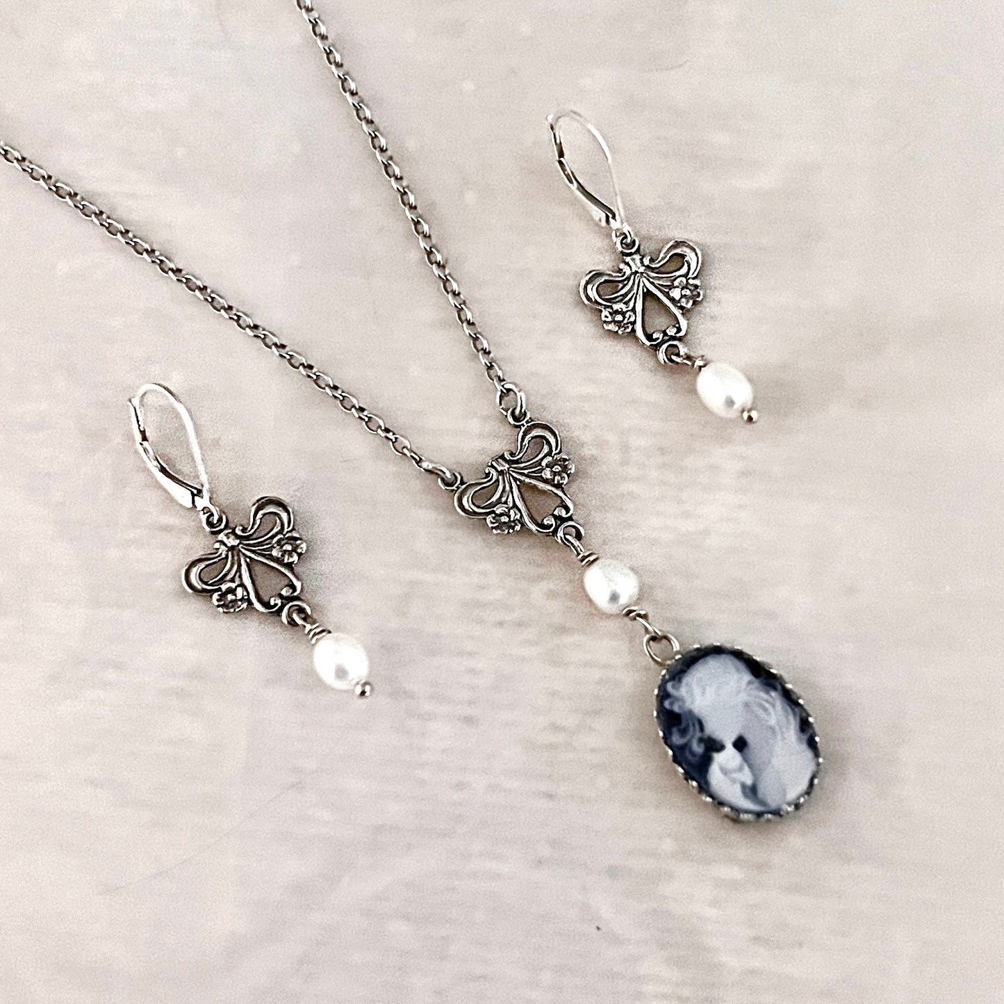 Victorian Cat Cameo Jewelry Set, Adjustable Pearl Necklace, Sterling Silver Cat Necklace, Anniversary Gift for Wife,  Gifts