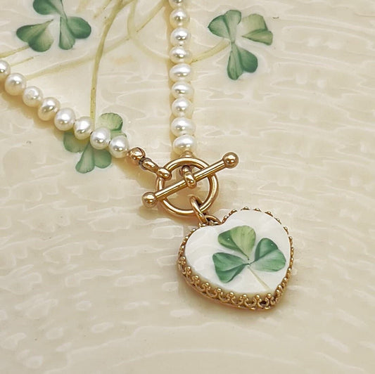 14k Belleek Gold Pearl Toggle Necklace