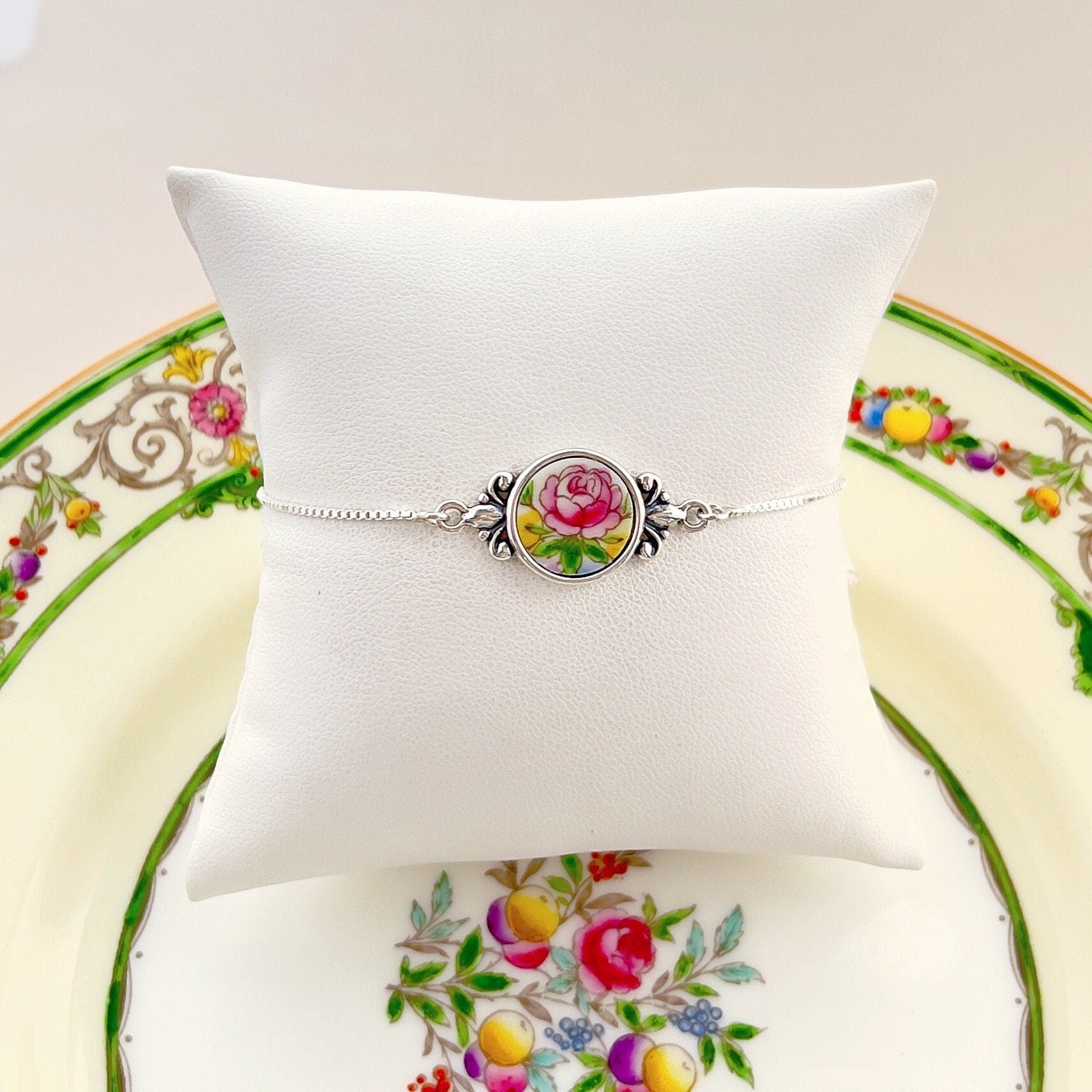 Dainty Rose Broken China Jewelry Bracelet, Gifts for Women, Adjustable Bolo Bracelet
