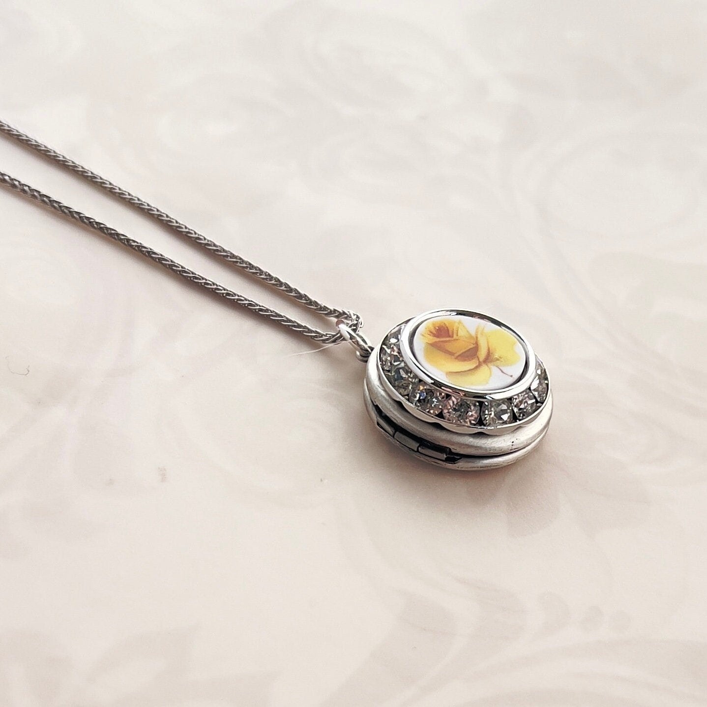 Adjustable Yellow Rose Friendship Locket Necklace, Special Friend Gift, Broken China Jewelry