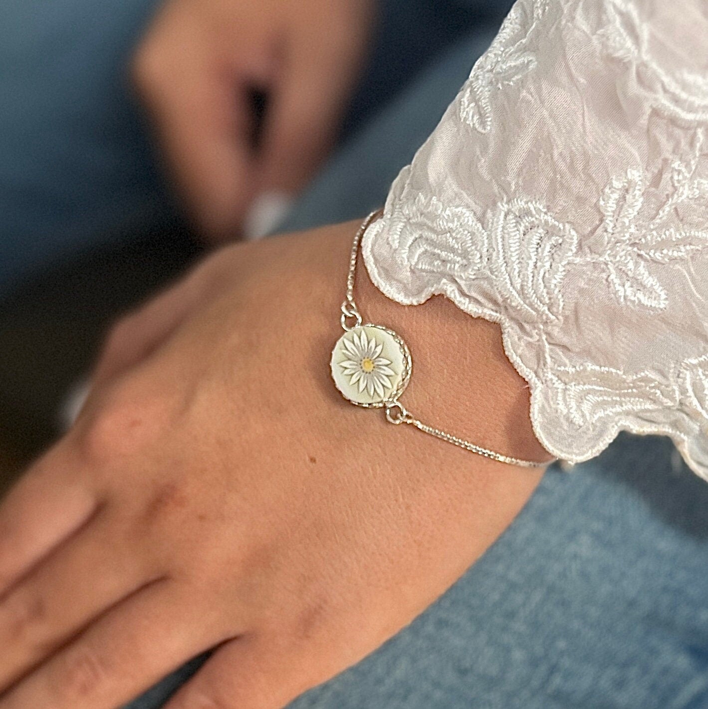 Dainty Daisy Bolo Bracelet, Adjustable Sterling Silver Bracelet, Broken China Jewelry, Unique Gifts